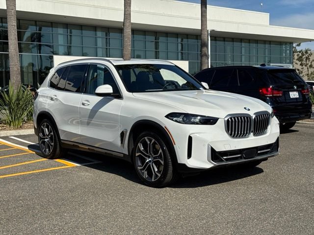 Used 2024 BMW X5 xDrive40i AWD/4WD image 6