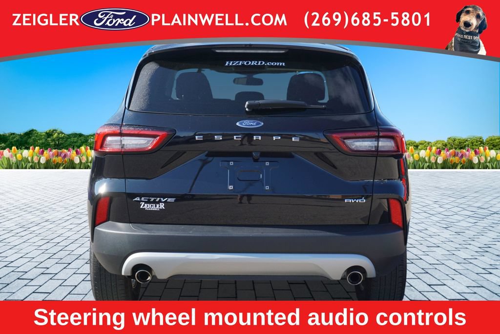 Used 2025 Ford Escape Active AWD/4WD image 4