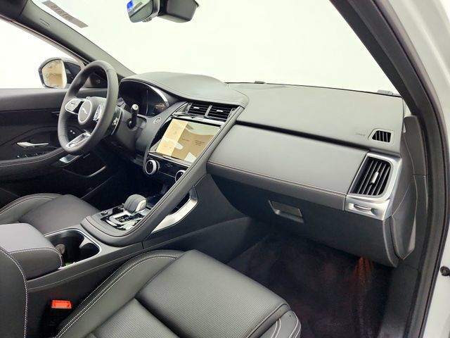 Used 2024 Jaguar E-PACE R-Dynamic SE AWD/4WD image 17