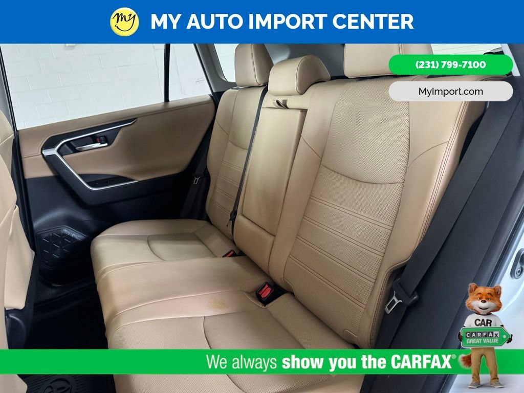 Used 2019 Toyota RAV4 Limited AWD/4WD image 22