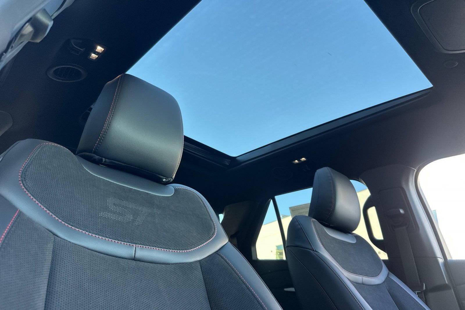 New 2026 Ford Explorer ST w/ Sun And Sound Package image 17