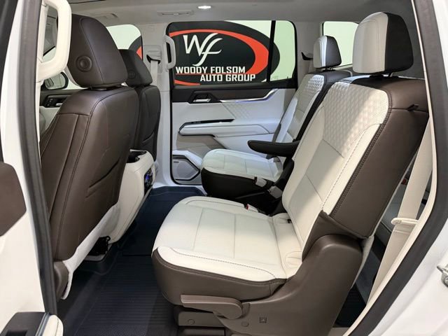 Used 2024 GMC Acadia Denali image 16