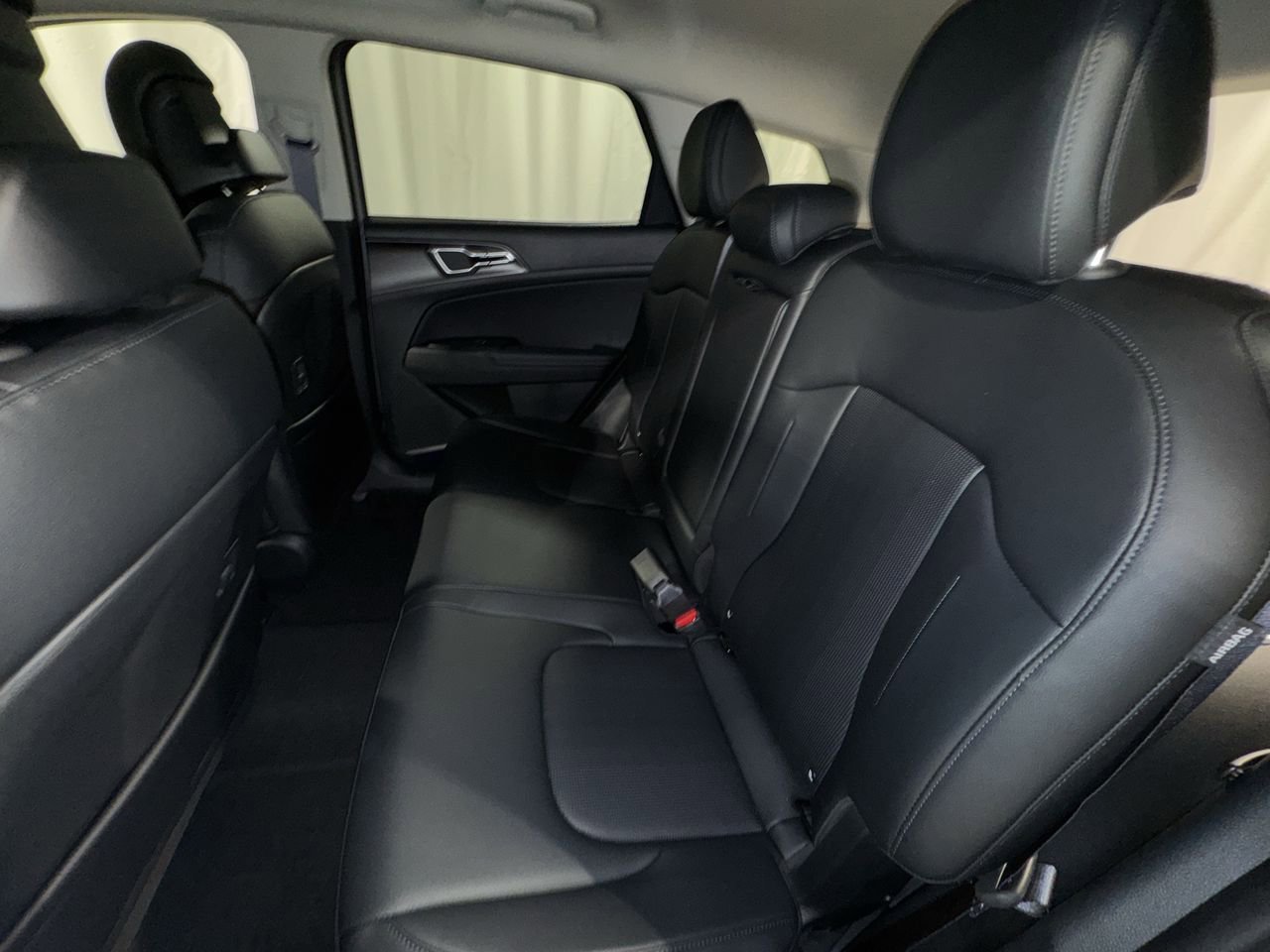 New 2026 Kia Sportage EX image 26