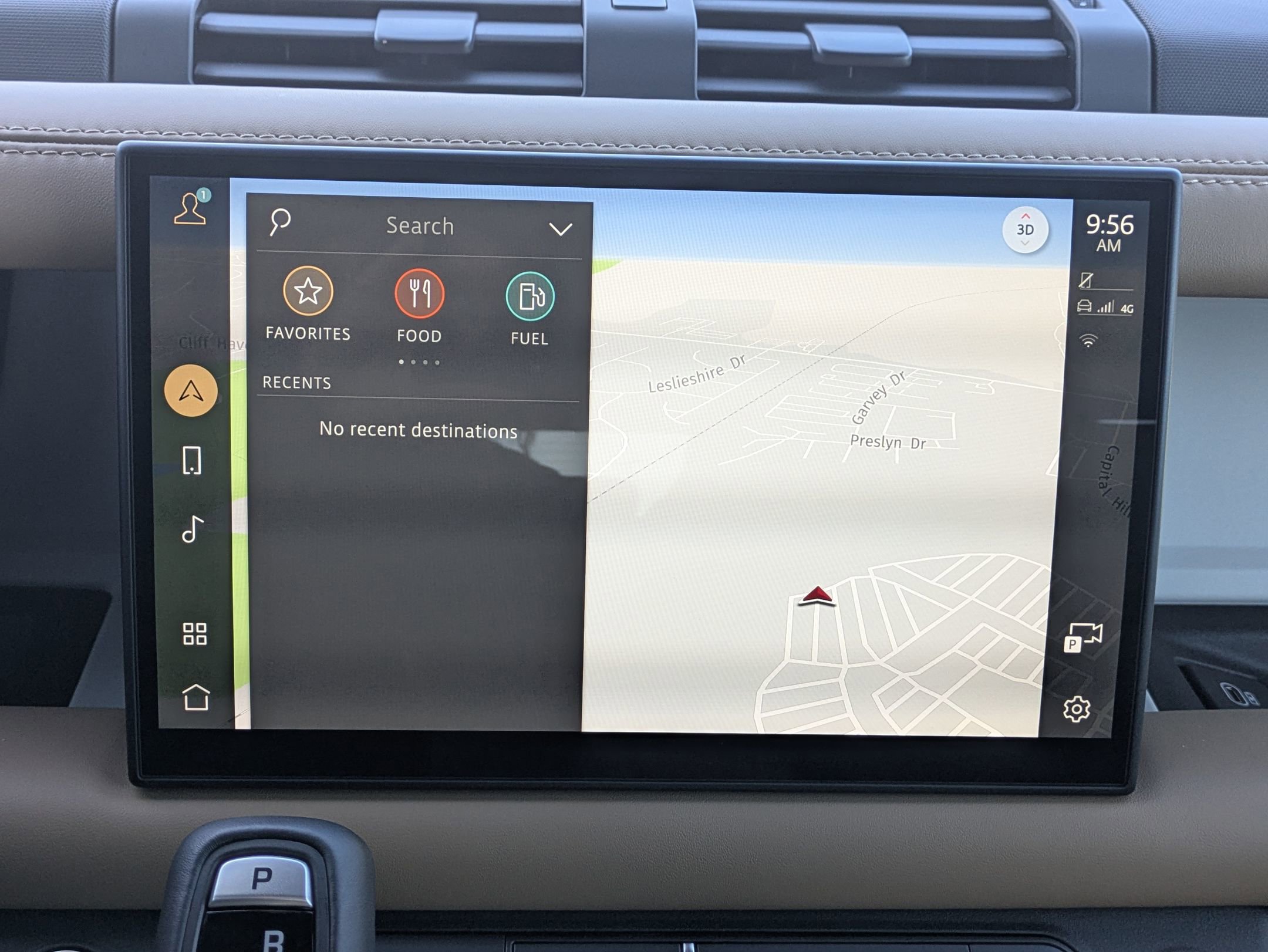 Certified 2025 Land Rover Defender 110 X-Dynamic SE image 13