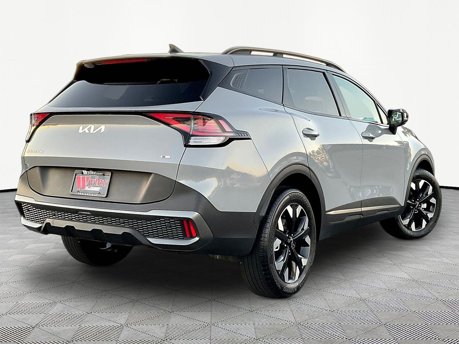 Used 2023 Kia Sportage X-Line w/ X-Line Premium Package AWD/4WD image 6
