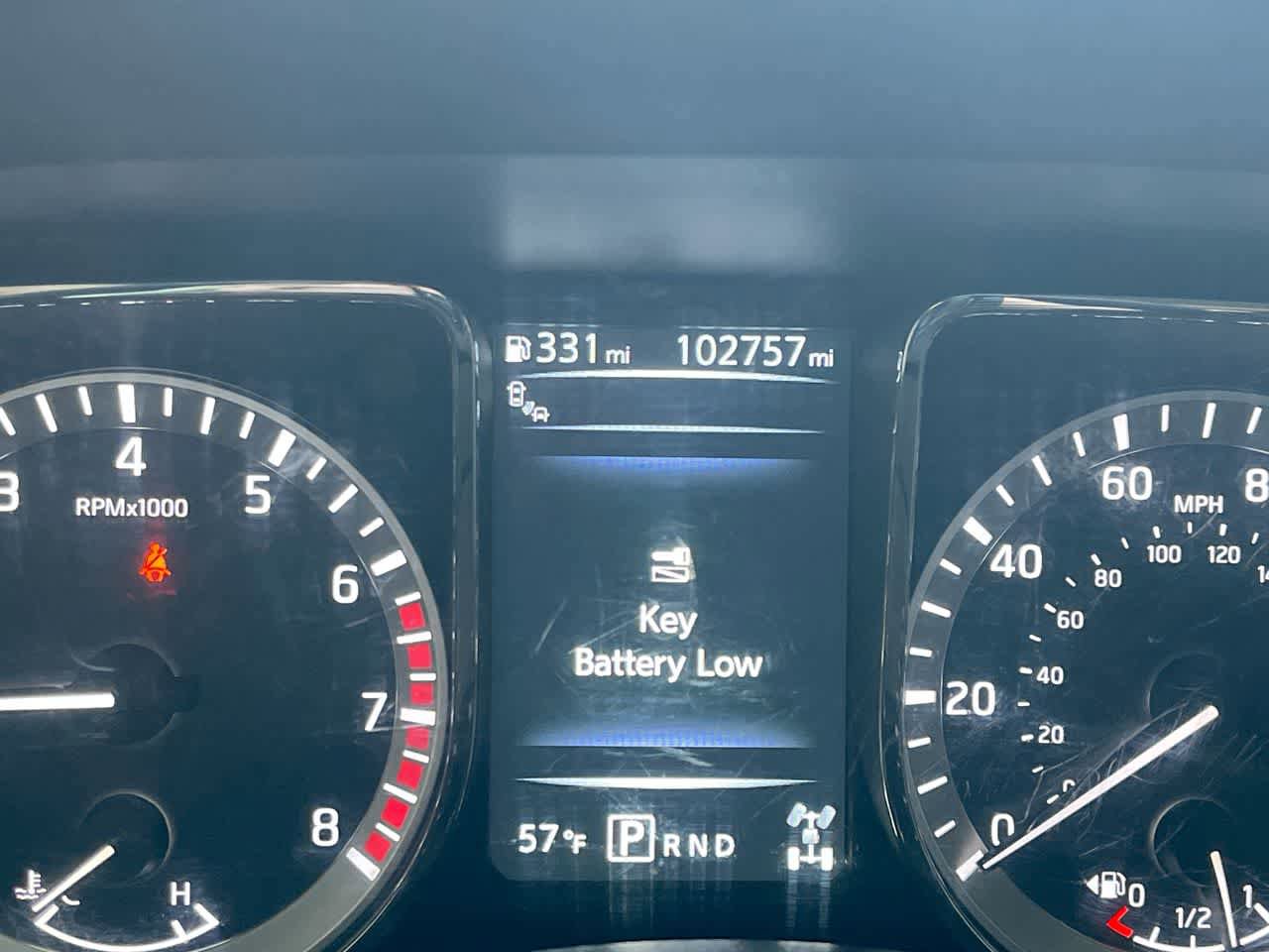 Used 2017 Nissan Titan SV AWD/4WD image 15