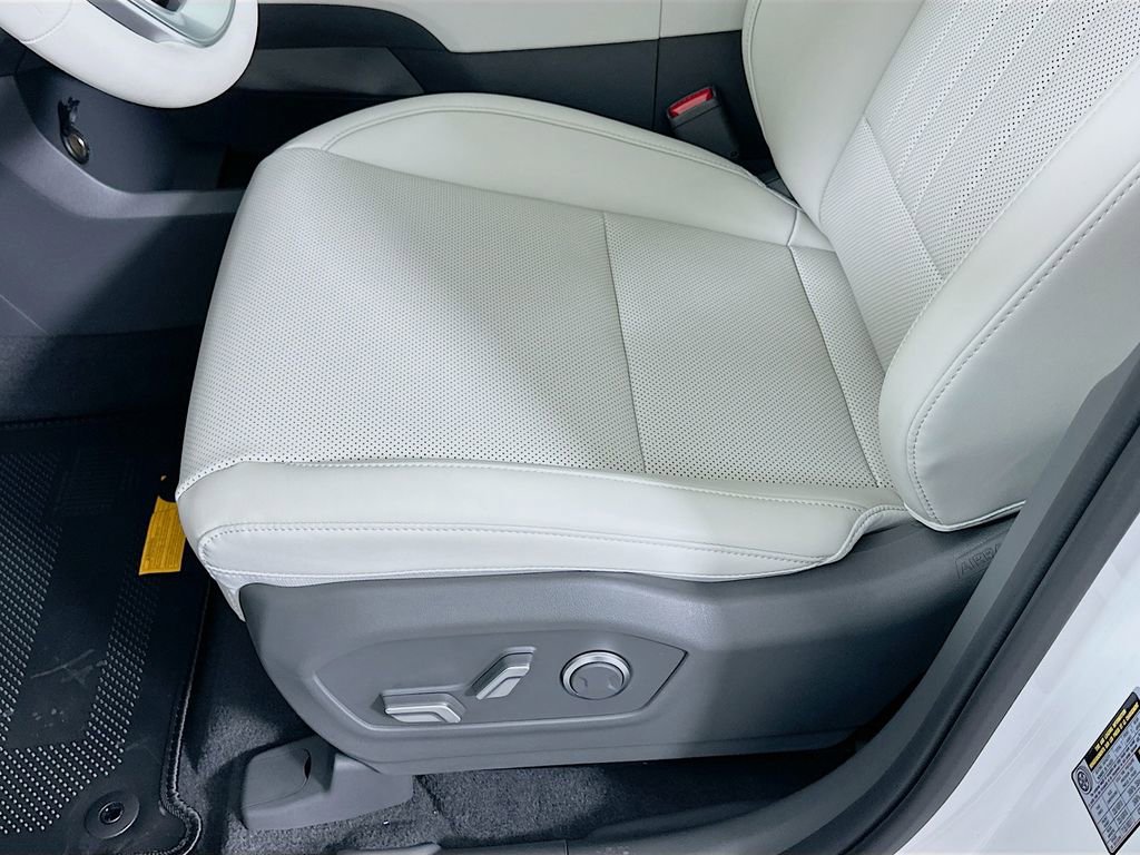 New 2026 Hyundai Santa Fe SEL FWD image 19