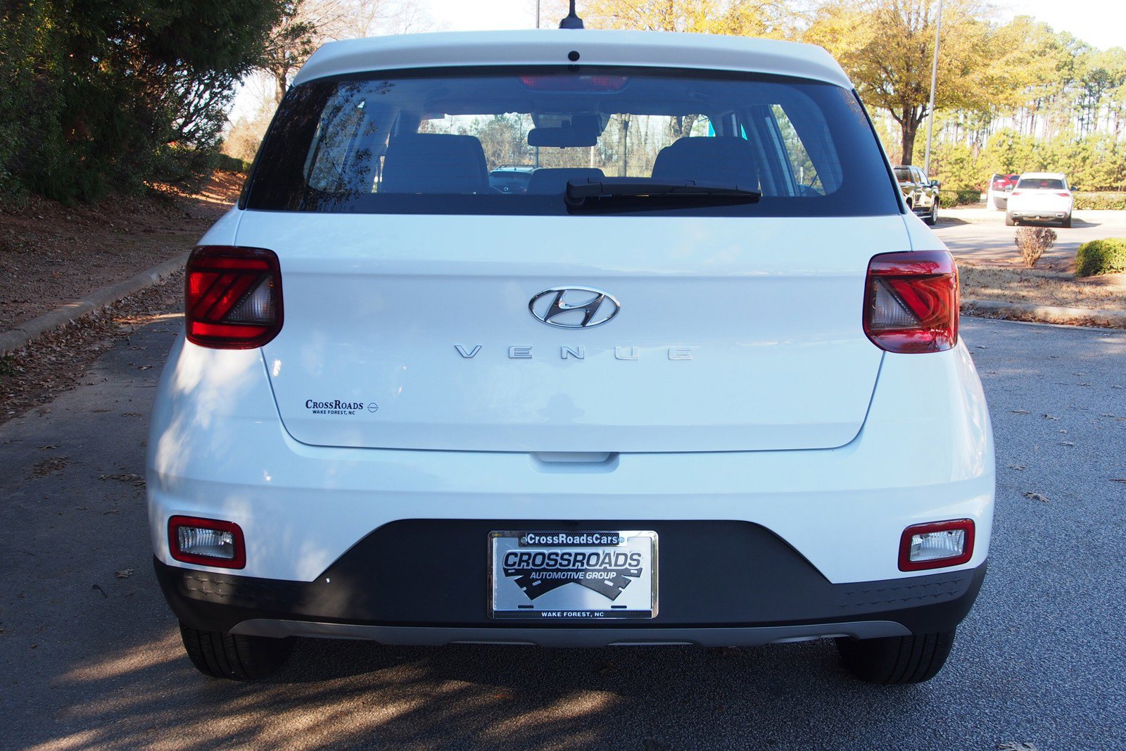 Used 2025 Hyundai Venue SE image 6