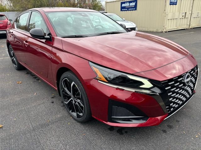 New 2025 Nissan Altima 2.5 SR w/ SR Premium Package image 3