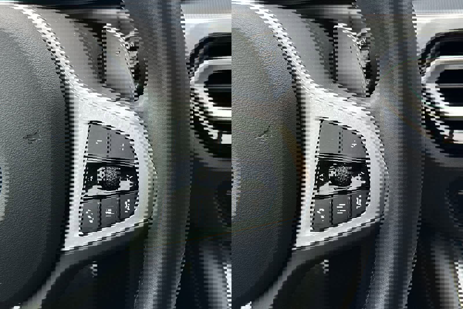 Used 2024 BMW M340i xDrive w/ Premium Package image 27