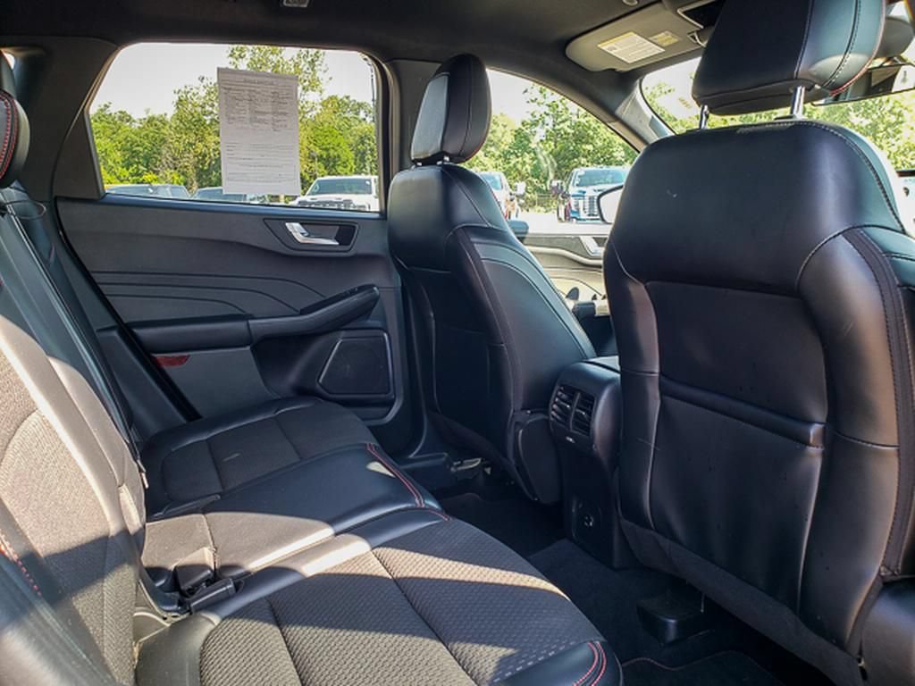 Used 2023 Ford Escape ST-Line FWD image 27