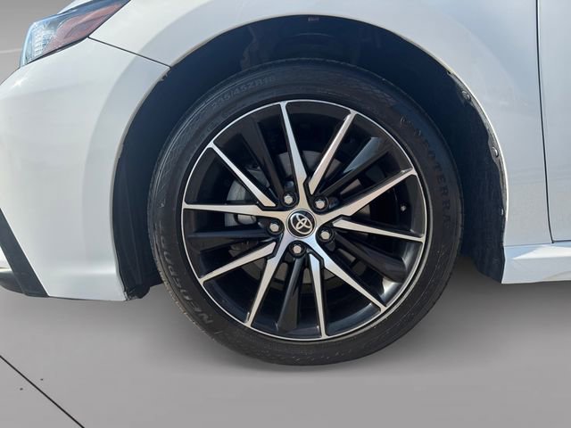 Certified 2021 Toyota Camry SE FWD image 9