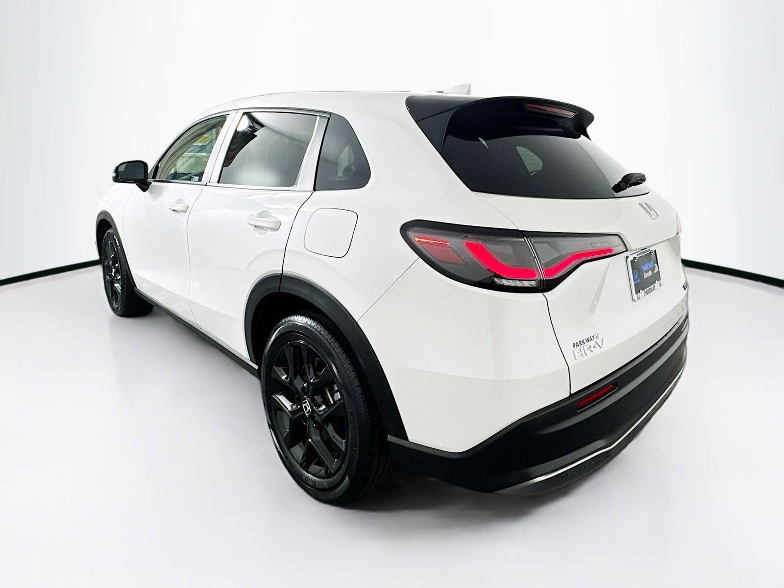 Certified 2024 Honda HR-V Sport image 6