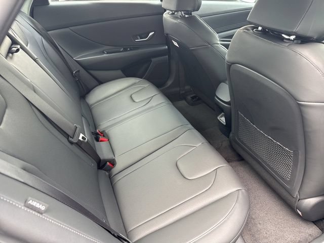 New 2026 Hyundai Elantra Limited FWD image 31