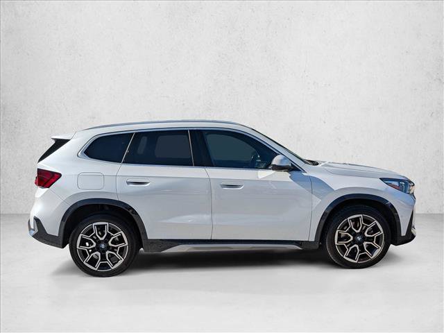 Certified 2025 BMW X1 xDrive28i w/ Premium Package AWD/4WD image 4