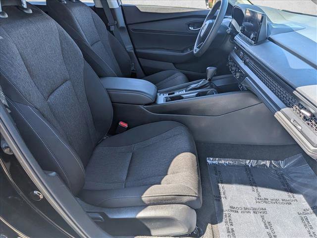 Used 2023 Honda Accord EX image 19