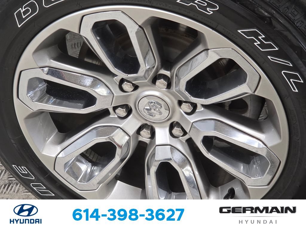 Used 2023 RAM 1500 Laramie AWD/4WD image 13