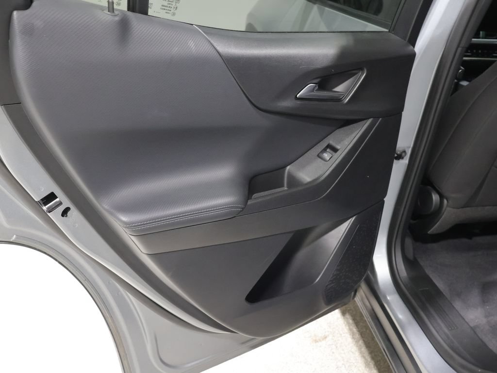 Used 2025 Chevrolet Equinox LT AWD/4WD image 19