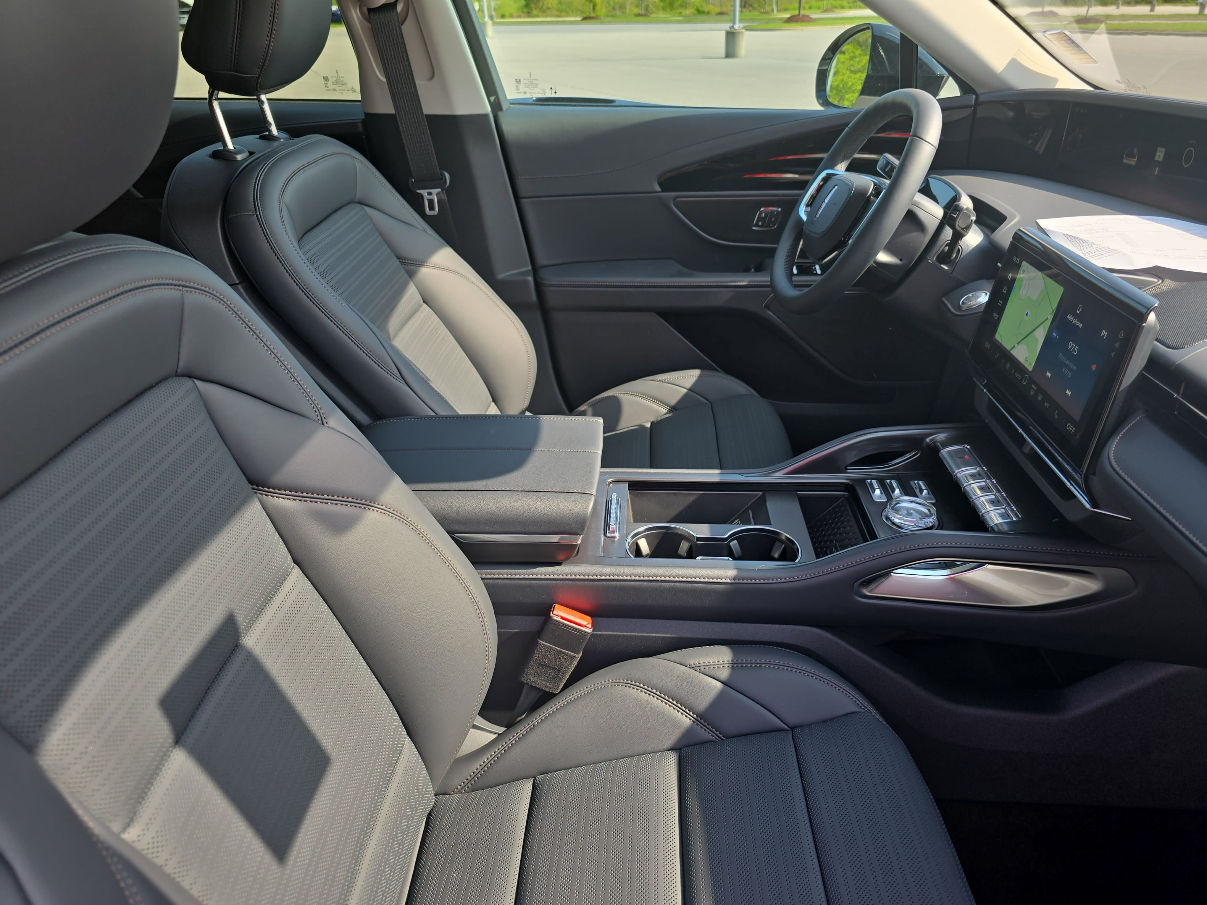 New 2026 Lincoln Nautilus Reserve w/ Jet Appearance Package AWD/4WD image 10