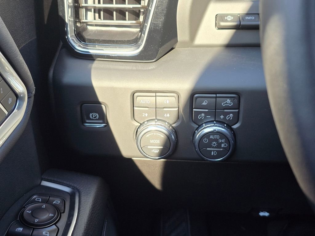 Used 2026 GMC Sierra 1500 Denali image 57