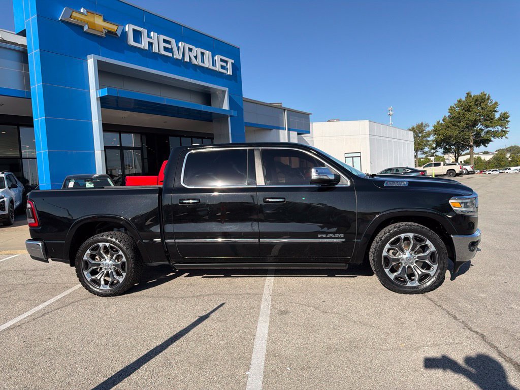Used 2019 RAM 1500 Limited AWD/4WD image 2