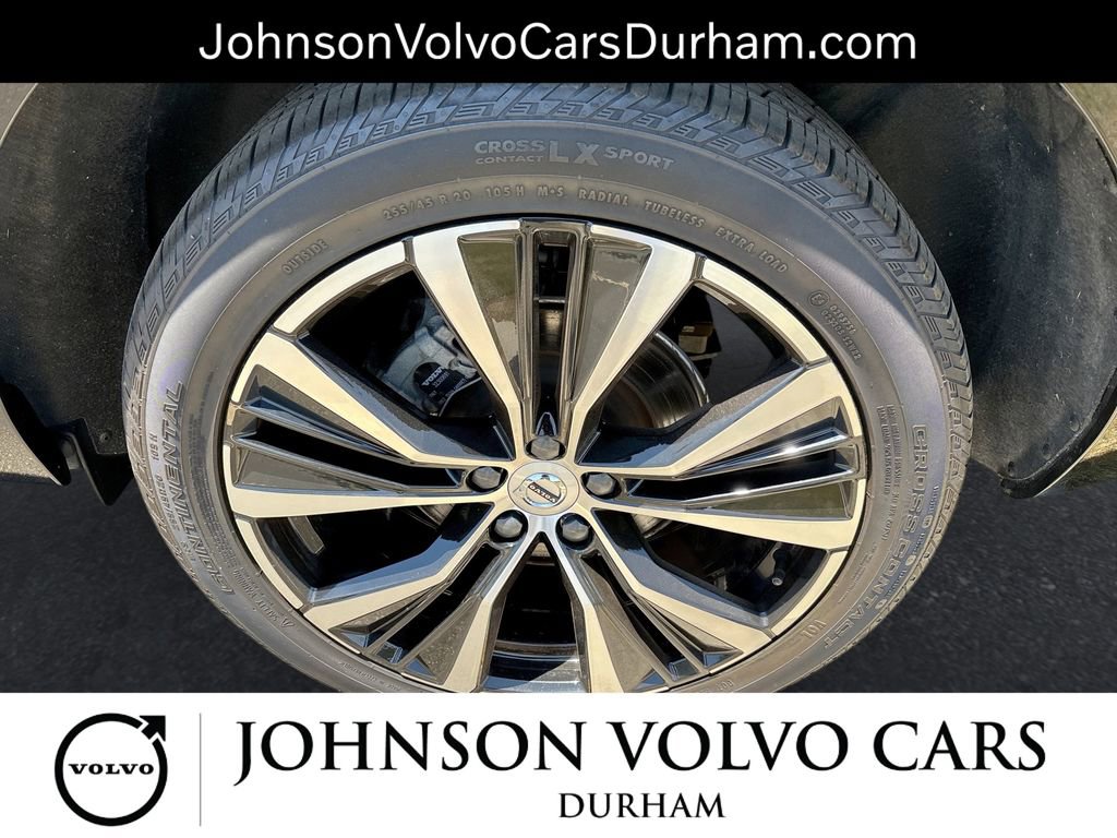 Used 2023 Volvo XC60 B5 Plus AWD/4WD image 19