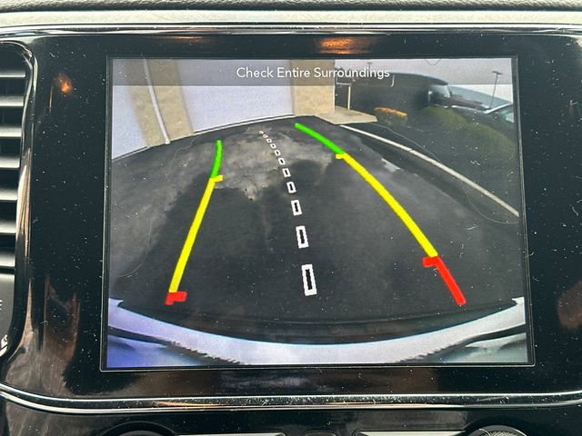 Used 2019 Jeep Grand Cherokee Altitude AWD/4WD image 32
