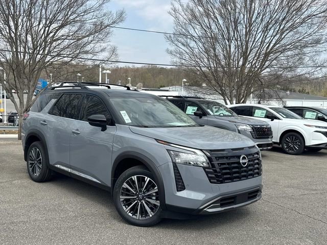 New 2026 Nissan Pathfinder Platinum image 2