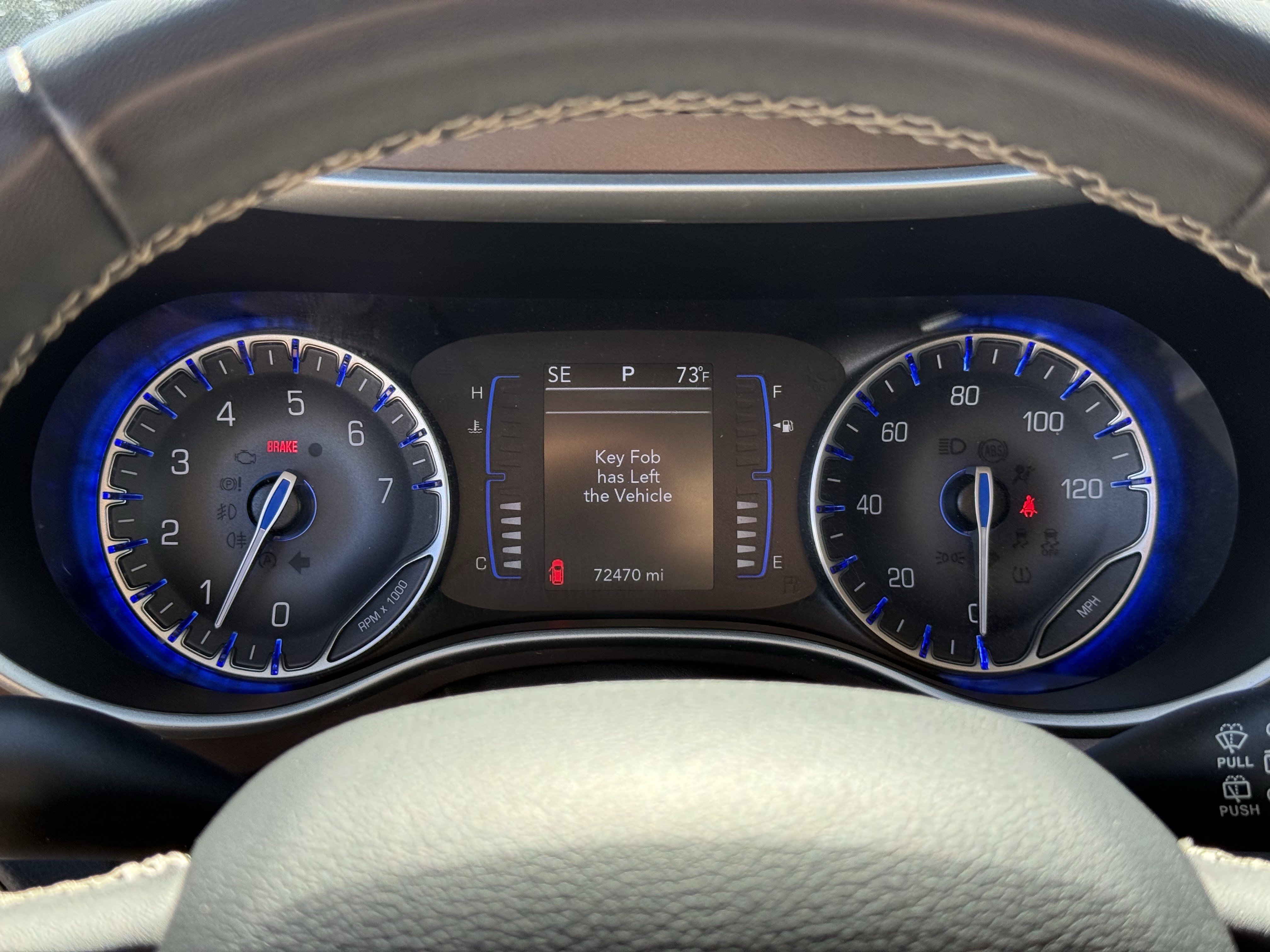 Used 2022 Chrysler Voyager LX image 18