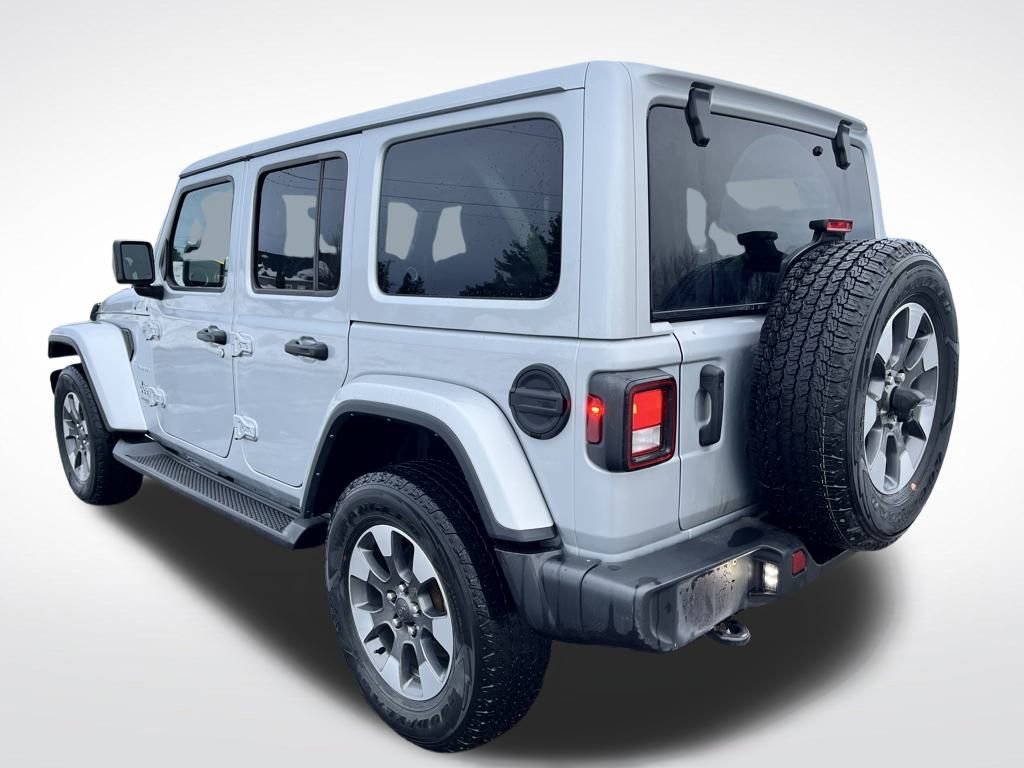 Used 2022 Jeep Wrangler Unlimited Sahara w/ Cold Weather Group image 3
