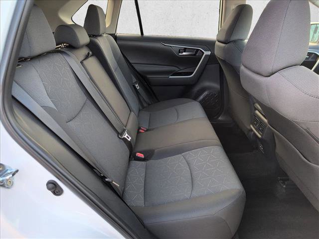 Used 2025 Toyota RAV4 XLE FWD image 20