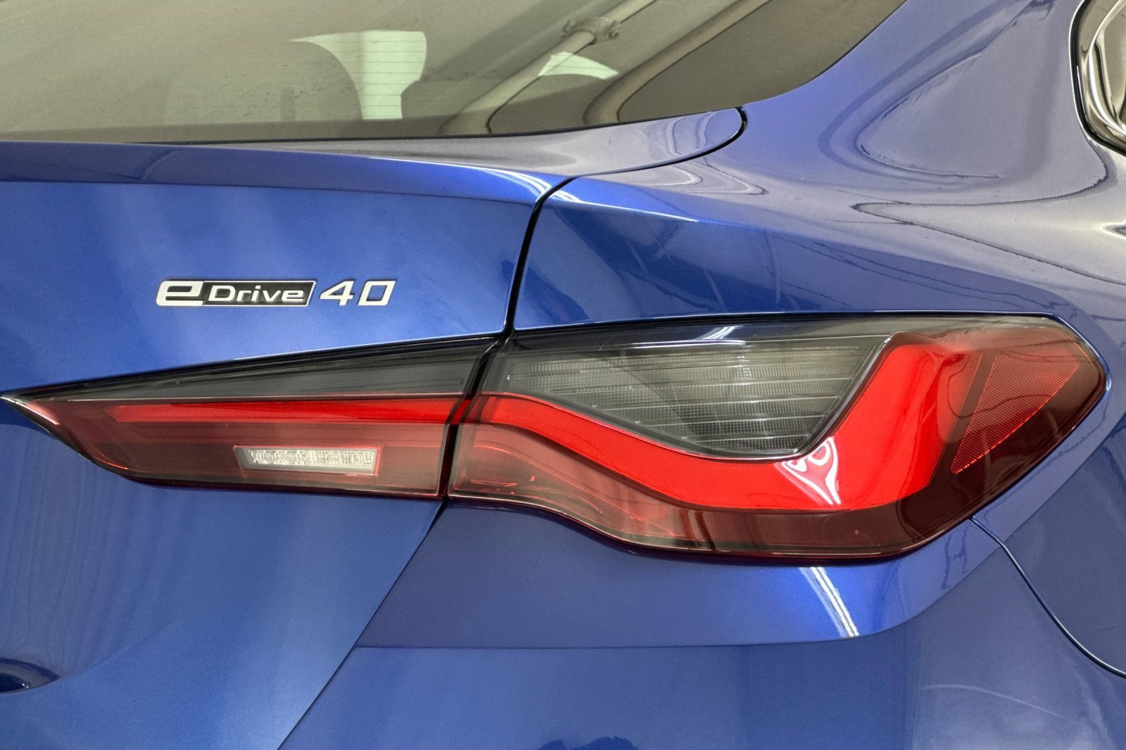 Used 2023 BMW i4 eDrive40 w/ M Sport Package RWD image 12