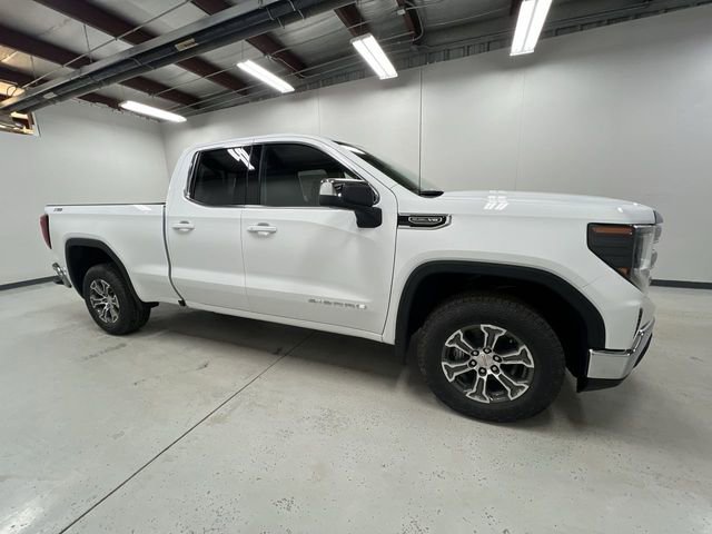 New 2026 GMC Sierra 1500 SLE image 9