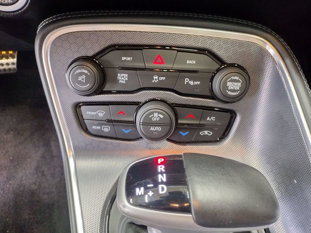 Used 2016 Dodge Challenger R/T Scat Pack RWD image 31