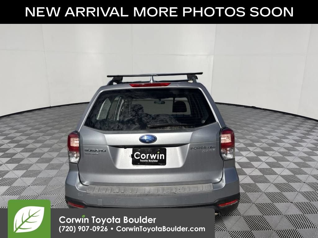 Used 2017 Subaru Forester 2.5i w/ Alloy Wheel Package AWD/4WD image 6