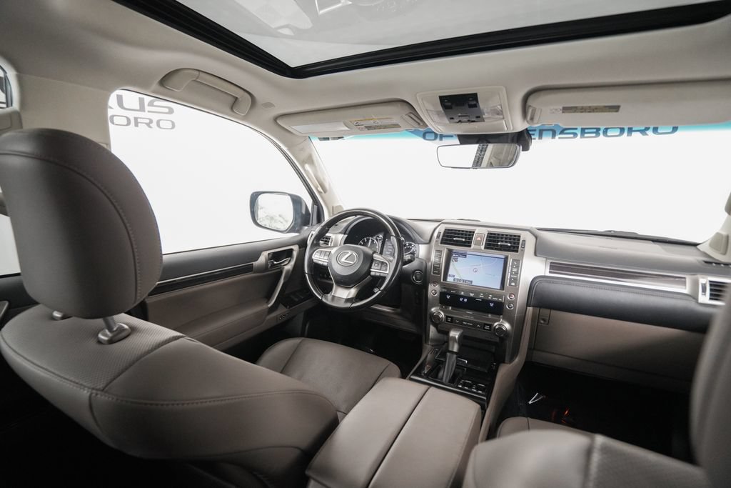 Used 2021 Lexus GX 460 Premium AWD/4WD image 16