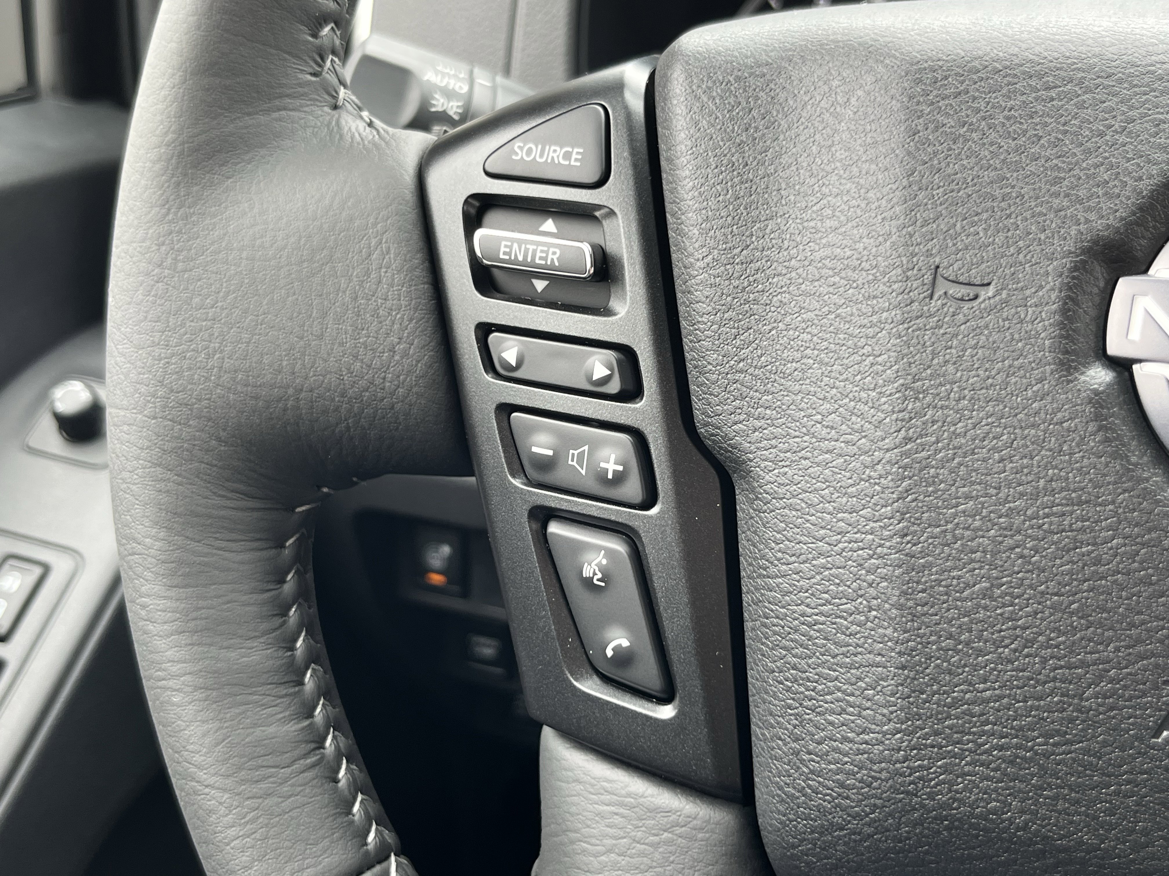 New 2026 Nissan Frontier SV w/ SV Convenience Package AWD/4WD image 21