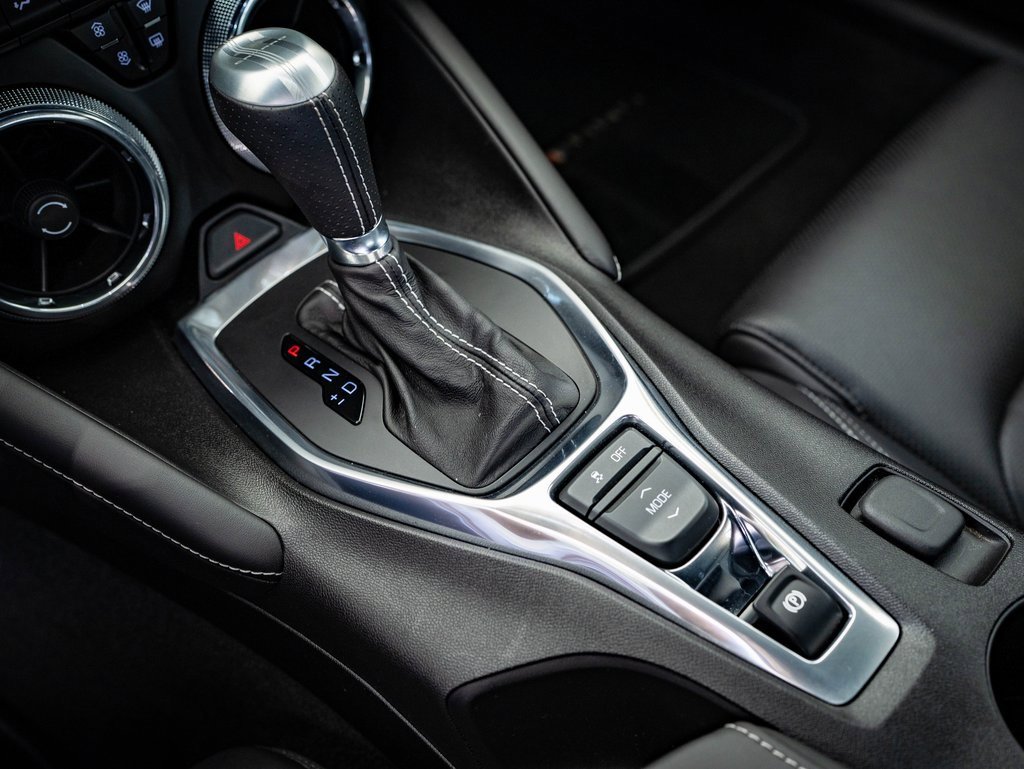 Used 2018 Chevrolet Camaro SS image 34