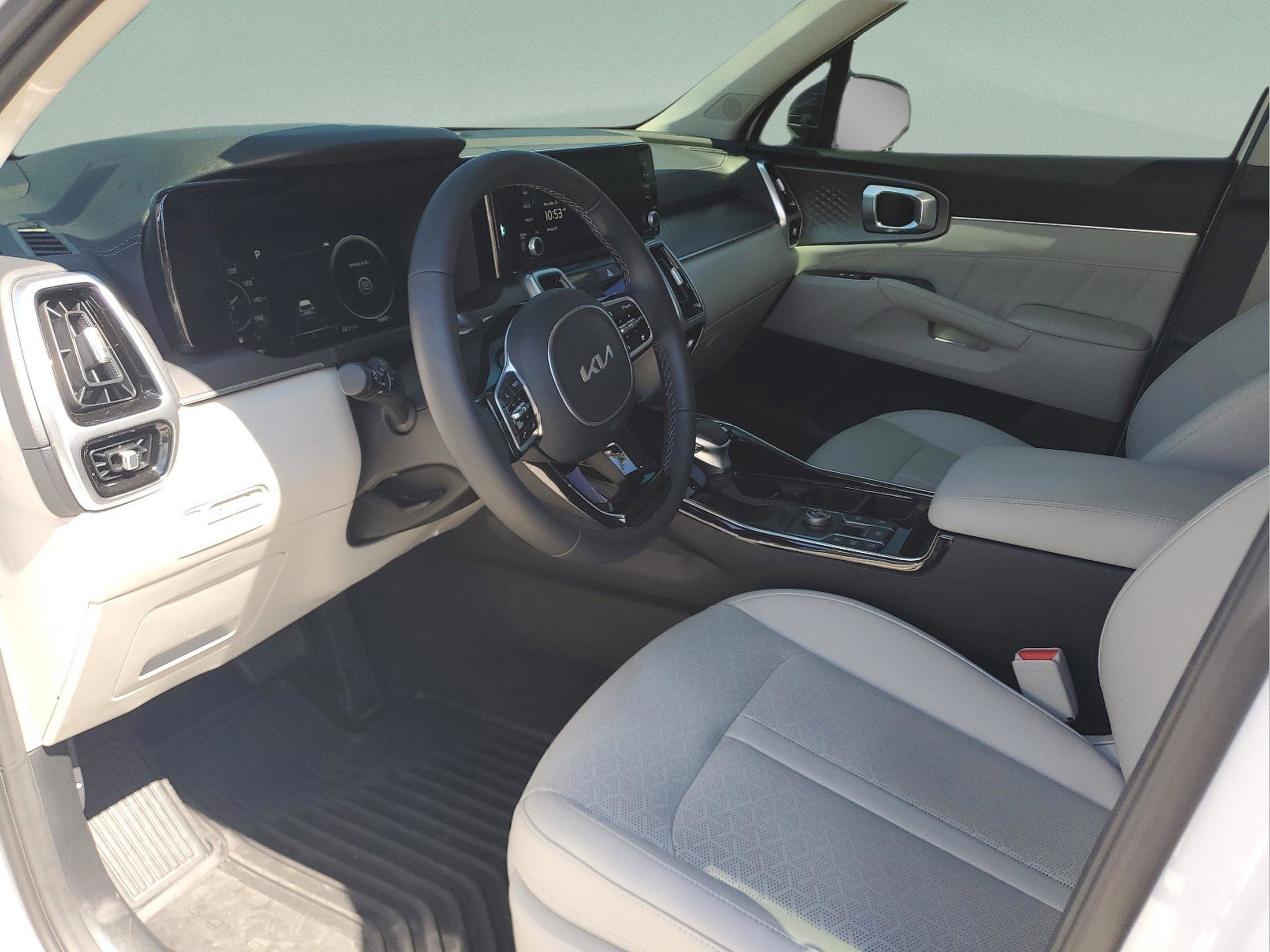 Used 2023 Kia Sorento SX image 18