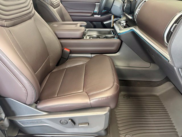 New 2027 Ford Expedition Platinum w/ Platinum Ultimate Package AWD/4WD image 21