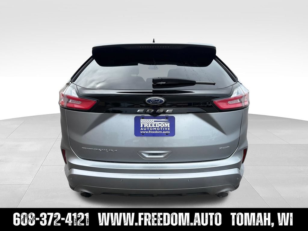 Used 2022 Ford Edge Titanium w/ Equipment Group 301A AWD/4WD image 4