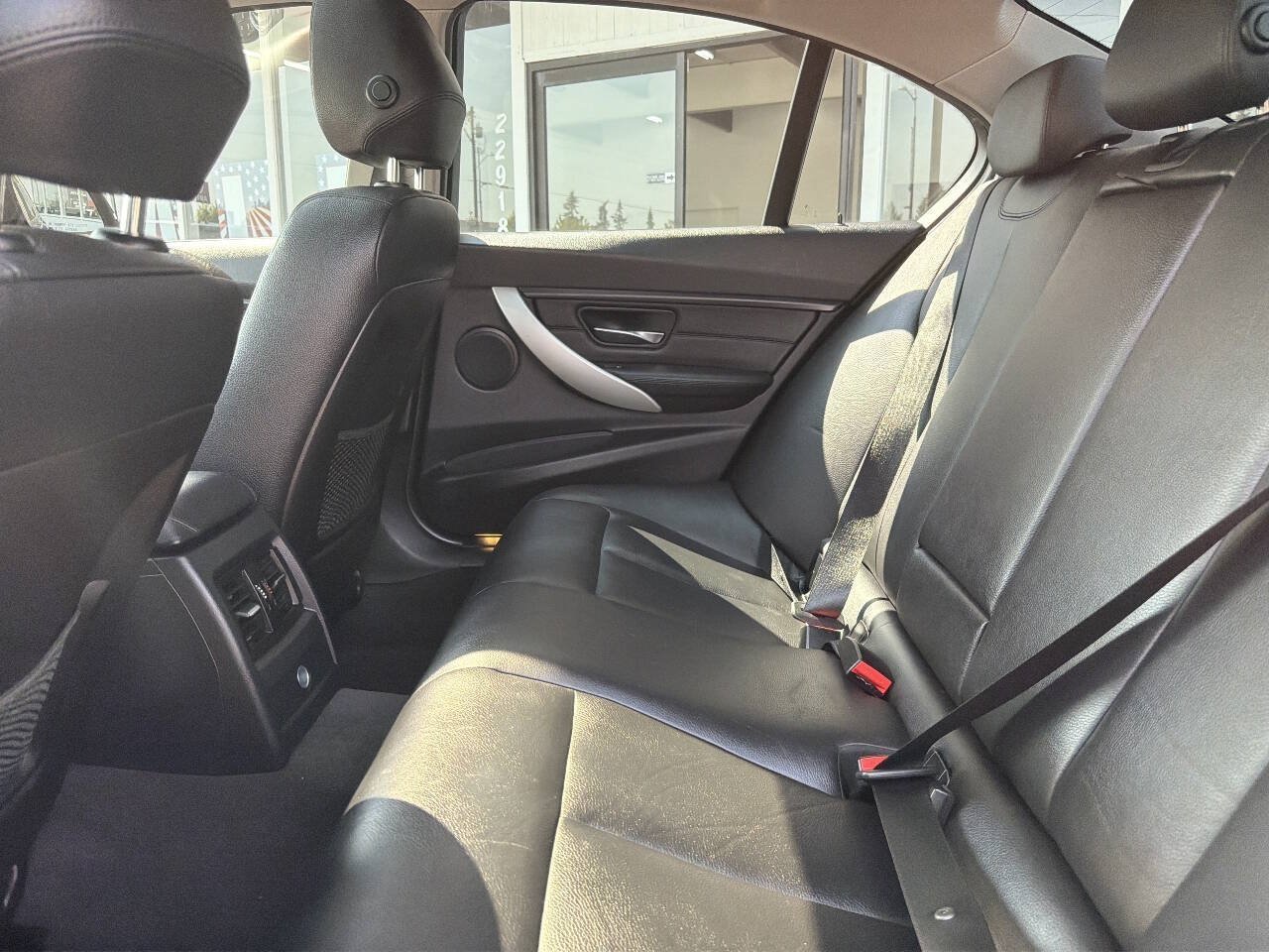Used 2013 BMW 328i xDrive Sedan AWD/4WD image 21