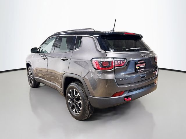 Used 2019 Jeep Compass Trailhawk w/ Leather Interior Group AWD/4WD image 9