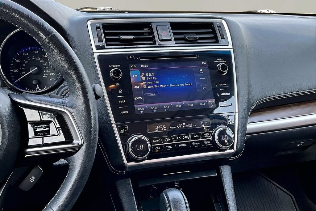 Used 2019 Subaru Outback 2.5i Touring AWD/4WD image 6