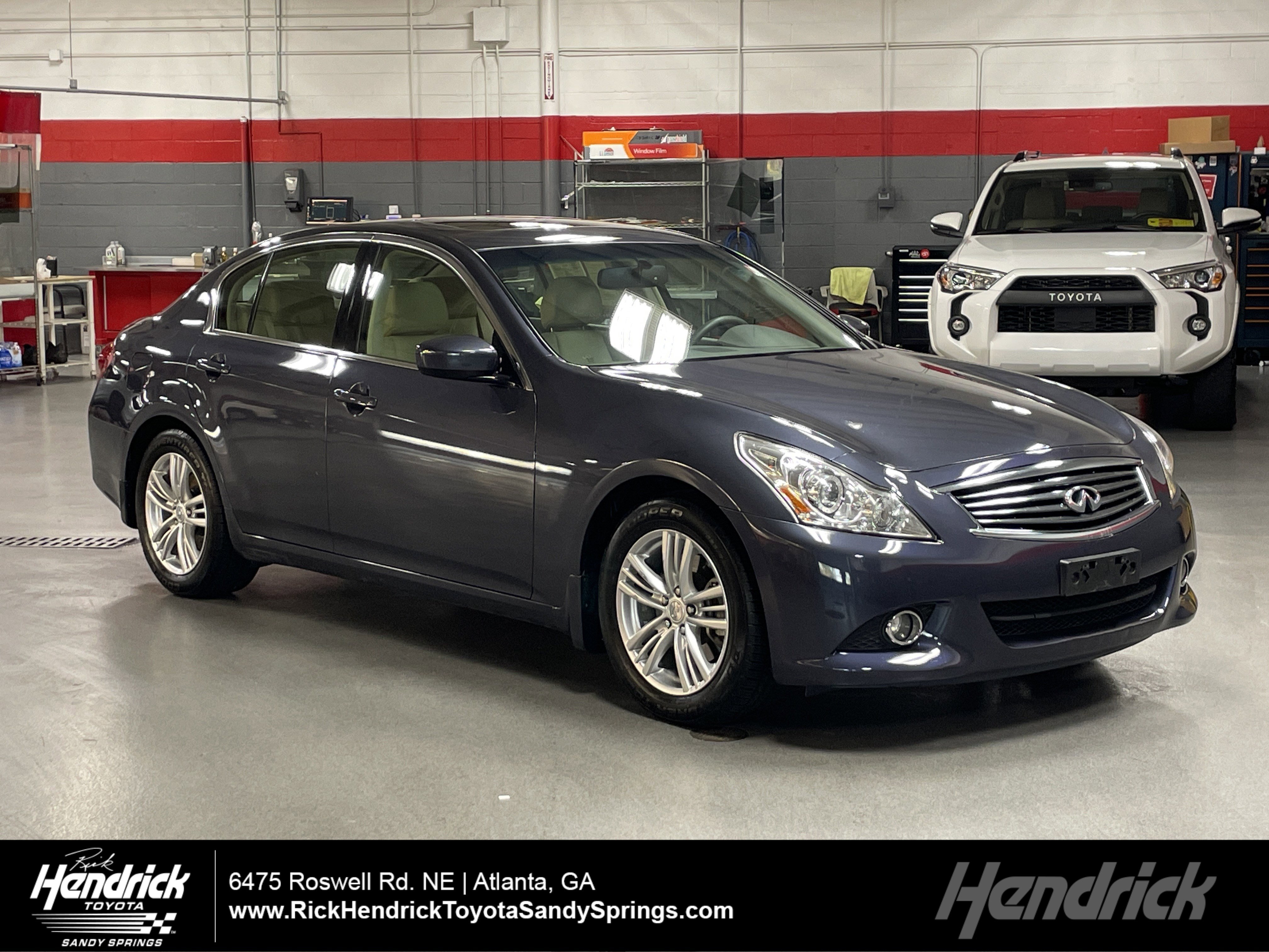 Used 2012 INFINITI G37 Journey w/ Premium Pkg