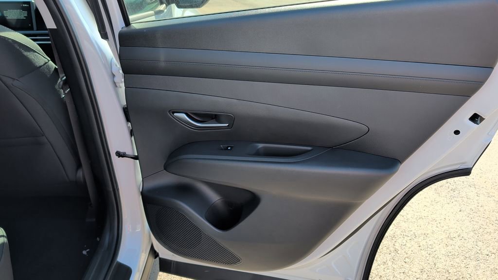 New 2026 Hyundai Tucson SEL image 16