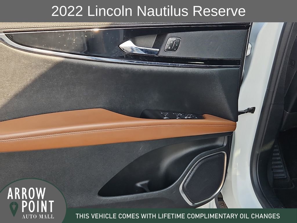 Used 2022 Lincoln Nautilus Reserve FWD image 21