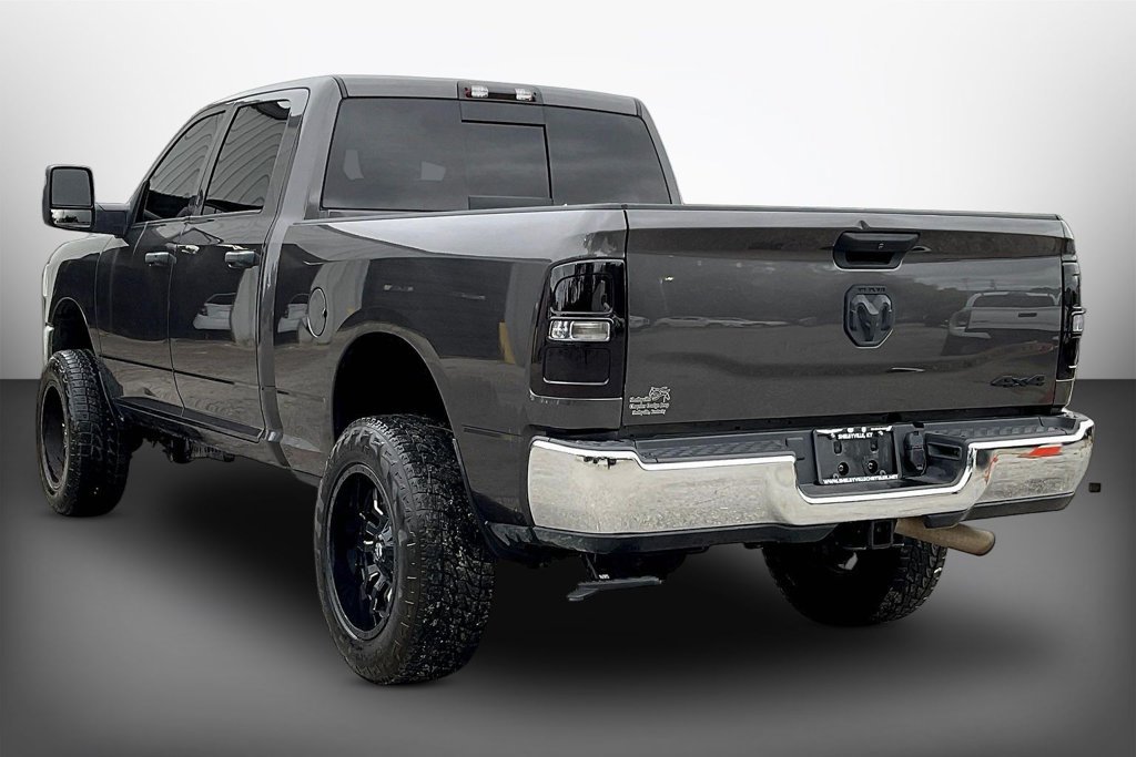 Certified 2024 RAM 2500 Tradesman w/ Chrome Appearance Group AWD/4WD image 4