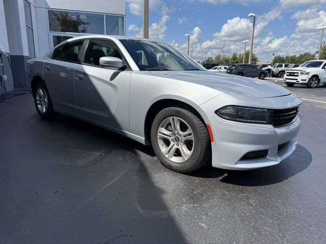 Used 2022 Dodge Charger SXT image 3