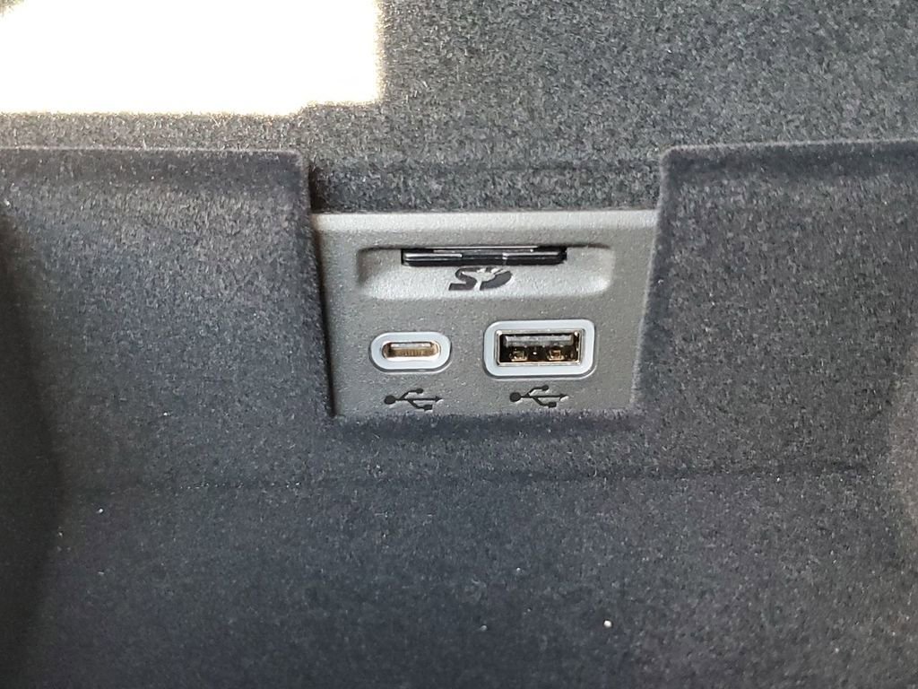 New 2025 Cadillac XT5 Premium Luxury w/ Technology Package image 37